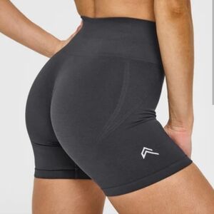 Oner Active Effortless Shorts - Coal, size XS